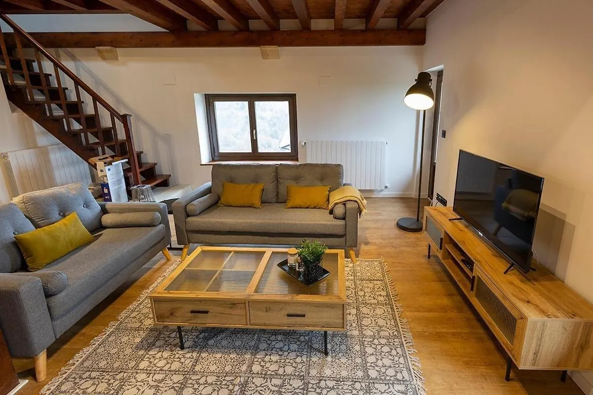 Arbela Apartamentuak Aia